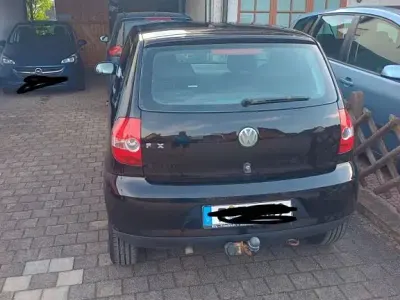 Gebraucht VW Fox 75 PS (55 kW) 2006 Schwarz Kleinwagen