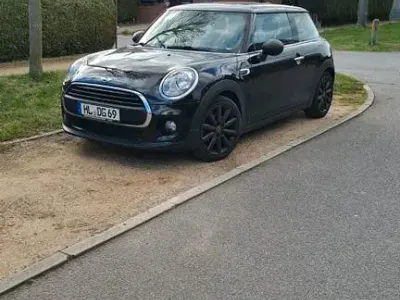 Käytetty Mini ONE