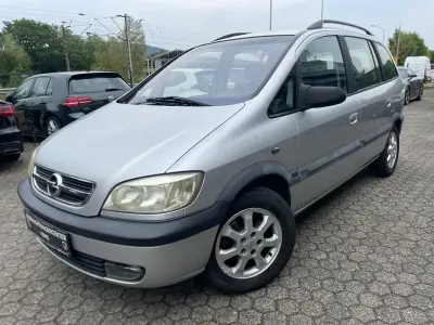 Gebraucht Opel Zafira Elegance 147 PS (108 kW) 2003 Silber Van / Kleinbus