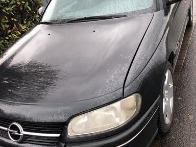 Opel Omega