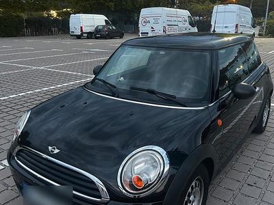 Gebraucht Mini Cooper 75 PS (55 kW) 2010 Schwarz Kleinwagen
