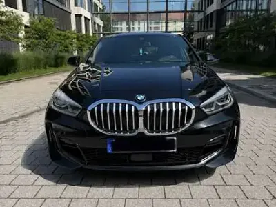 Gebraucht BMW 118 M Sport 140 PS (102 kW) 2019 Schwarz Kleinwagen