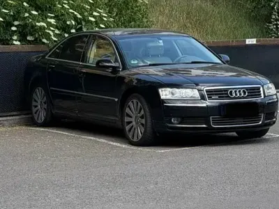 Gebraucht Audi A8 Ambiente 334 PS (245 kW) 2004 Schwarz Limousine