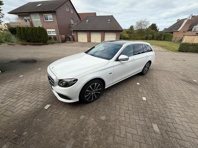 Weiß Gebraucht 2020 Mercedes E300 Avantgarde Kombi | 25.000 € (Fairer Preis)
