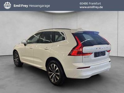 Gebraucht Volvo XC60 Core 250 PS (183 kW) 2024 Weiß SUV