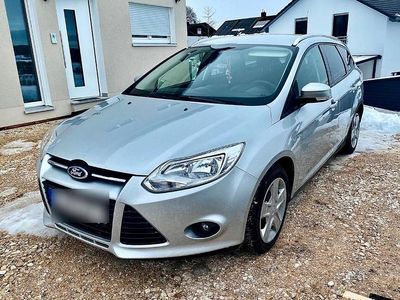 Gebraucht Ford Focus Titanium 125 PS (91 kW) 2011 Silber Kombi