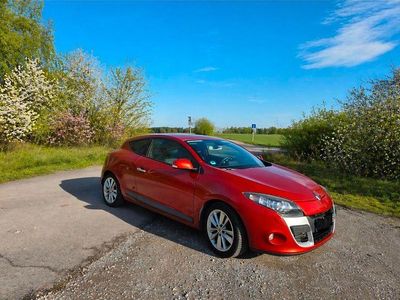 Second-hand Renault Mégane III Dynamique 179 CP (131 kW) 2010 Portocaliu Coupe