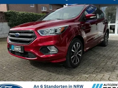 Usata Ford Kuga ST-Line 150 CV (110 kW) 2017 Rosso SUV