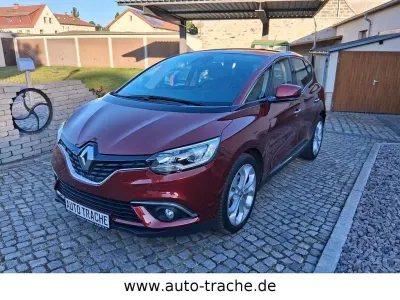 Gebraucht Renault Scénic III Experience 116 PS (85 kW) 2017 Rot Van / Kleinbus