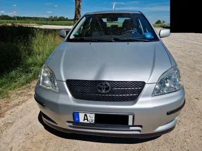 Gebraucht Toyota Corolla 110 PS (80 kW) 2002 Silber Kombi