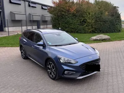 Gebraucht Ford Focus Active X 182 PS (133 kW) 2020 Blau Kombi