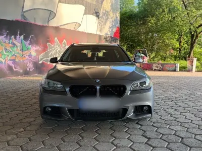 Gebraucht BMW 530 M Sport 258 PS (189 kW) 2012 Grau Kombi