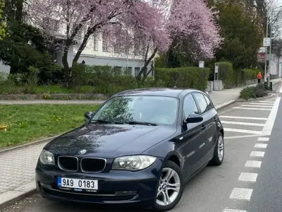 Gebraucht BMW 116 Lifestyle 122 PS (89 kW) 2009 Blau Kleinwagen