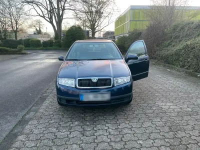 Gebraucht Skoda Fabia 100 PS (73 kW) 2002 Blau Kleinwagen