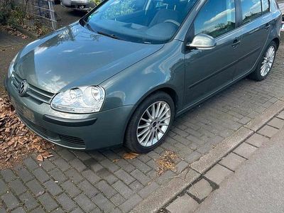 Gebraucht VW Golf V 103 PS (75 kW) 2005 Grün Kleinwagen
