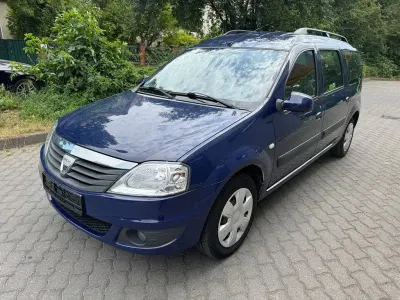 Gebraucht Dacia Logan MCV Lauréate 87 PS (63 kW) 2009 Blau Kombi