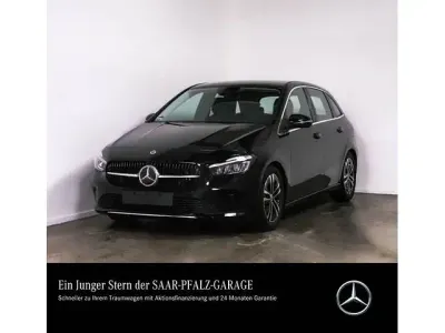 Gebraucht Mercedes B180 Progressive 136 PS (100 kW) 2024 Lack kosmosschwarz Van / Kleinbus