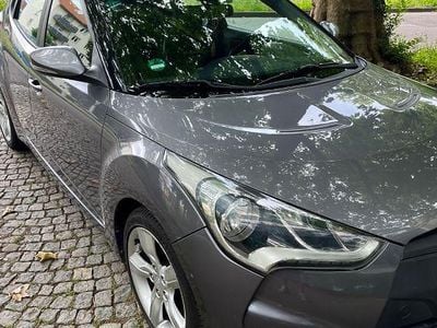 Grau Gebraucht 2012 Hyundai Veloster Style Kleinwagen | 5.000 € (Fairer Preis)