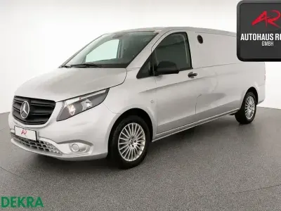 Gebraucht Mercedes Vito 163 PS (119 kW) 2021 Silber Van