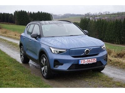 Gebraucht Volvo XC40 Plus 169 kW (231 PS) 2022 Blau SUV