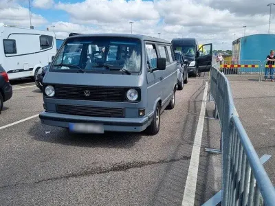 Gebraucht VW T3 75 PS (55 kW) 1986 Grau Van