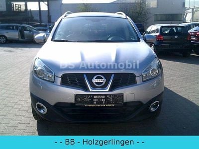 Gebraucht Nissan Qashqai +2 Tekna 141 PS (103 kW) 2010 Silber SUV