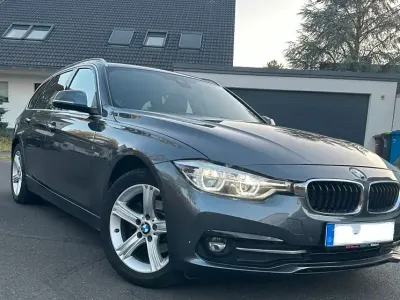 Gebraucht BMW 318 Sport Line 150 PS (110 kW) 2017 Grau Limousine