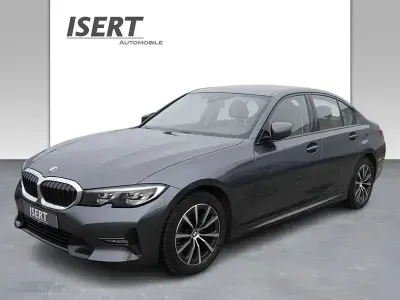 Usata BMW 320 Sport Line 190 CV (139 kW) 2021 Grigio Berlina