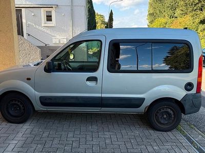 Silber Gebraucht 2004 Renault Kangoo Kleinwagen | 1.200 €