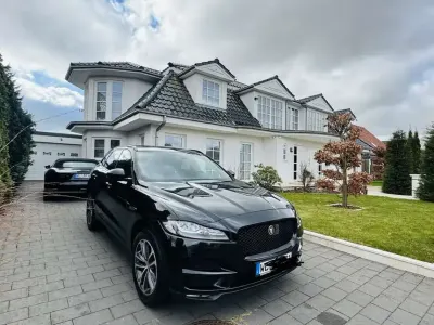Gebraucht Jaguar F-Pace Prestige 179 PS (131 kW) 2019 Schwarz SUV