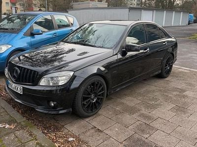 Schwarz Gebraucht 2008 Mercedes C220 Limousine | 9.000 €