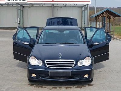 Gebraucht Mercedes C220 150 PS (110 kW) 2006 Blau Limousine