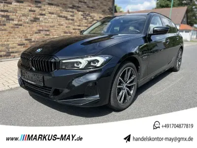Gebraucht BMW 330e Sport Line 292 PS (214 kW) 2022 Schwarz Kombi