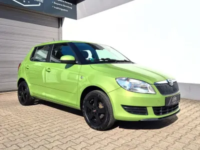 Gebraucht Skoda Fabia Cool Edition 60 PS (44 kW) 2014 Grün Limousine