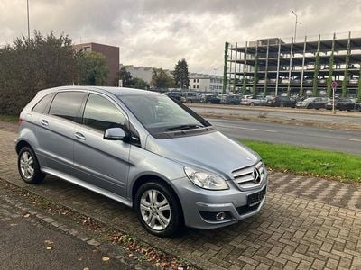 Gebraucht Mercedes B170 116 PS (85 kW) 2008 Blau Van / Kleinbus