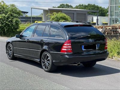 Mercedes C280