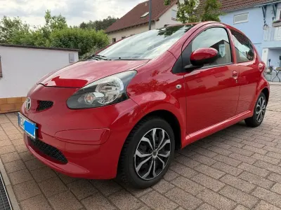 Gebraucht Toyota Aygo City 68 PS (50 kW) 2006 Rot Kleinwagen