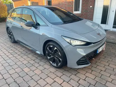 Gebraucht Cupra Born 169 kW (231 PS) 2024 Grau Kleinwagen