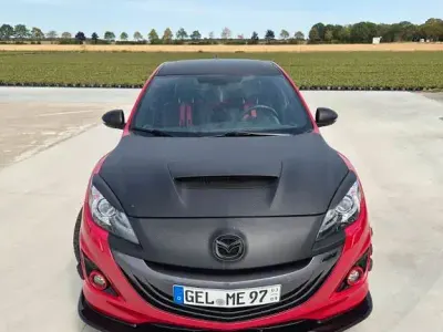 Gebraucht Mazda 3 260 PS (191 kW) 2010 Rot Limousine