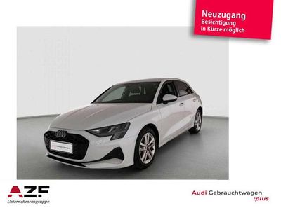 Gletscherweiß metallic Gebraucht 2025 Audi A3 Advanced Plus Limousine | 29.990 € (Guter Preis)