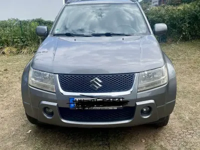 Gebraucht Suzuki Grand Vitara Club 140 PS (102 kW) 2005 Grau SUV