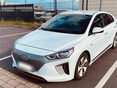 Weiß Gebraucht 2019 Hyundai Ioniq Premium Kleinwagen | 13.000 € (Fairer Preis)