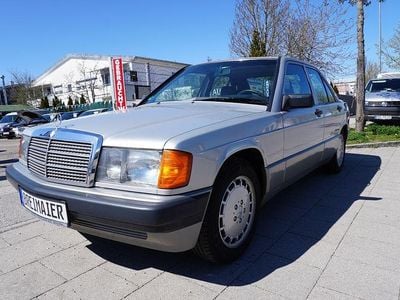 Usata Mercedes 190 118 CV (86 kW) 1990 Argento Berlina