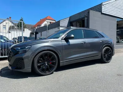 Neu Audi Q8 S-Line 286 PS (210 kW) 2026 Grau SUV