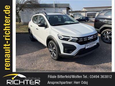 Neu Dacia Sandero Essentiel 91 PS (66 kW) 2026 Weiß Limousine