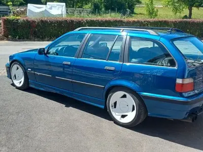 Gebraucht BMW 323 M Sport 170 PS (125 kW) 1998 Blau Kombi