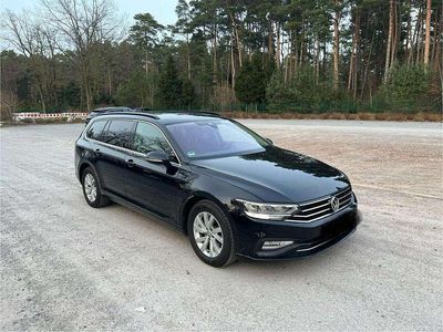 Gebraucht VW Passat Business 150 PS (110 kW) 2020 Schwarz Kombi