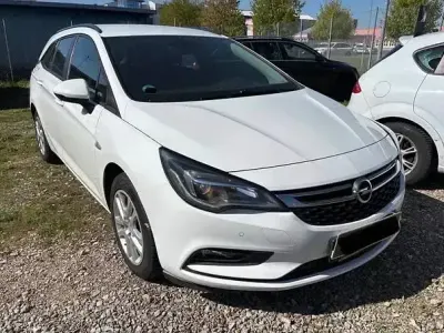 Brugt Opel Astra Dynamic 150 HK (110 kW) 2016 Sort Sedan