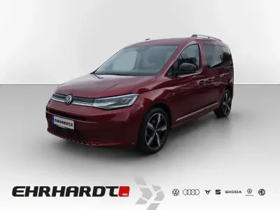 Gebraucht VW Caddy Style 114 PS (83 kW) 2023 Rot Van / Kleinbus