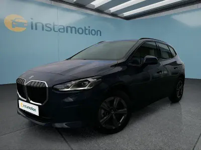 Neu BMW 218 150 PS (110 kW) 2025 Blau Limousine